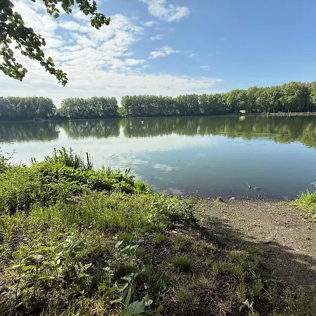 La Maison Du Vivier Face Au Plan D Eau Hébergement de vacances Sin-le-Noble